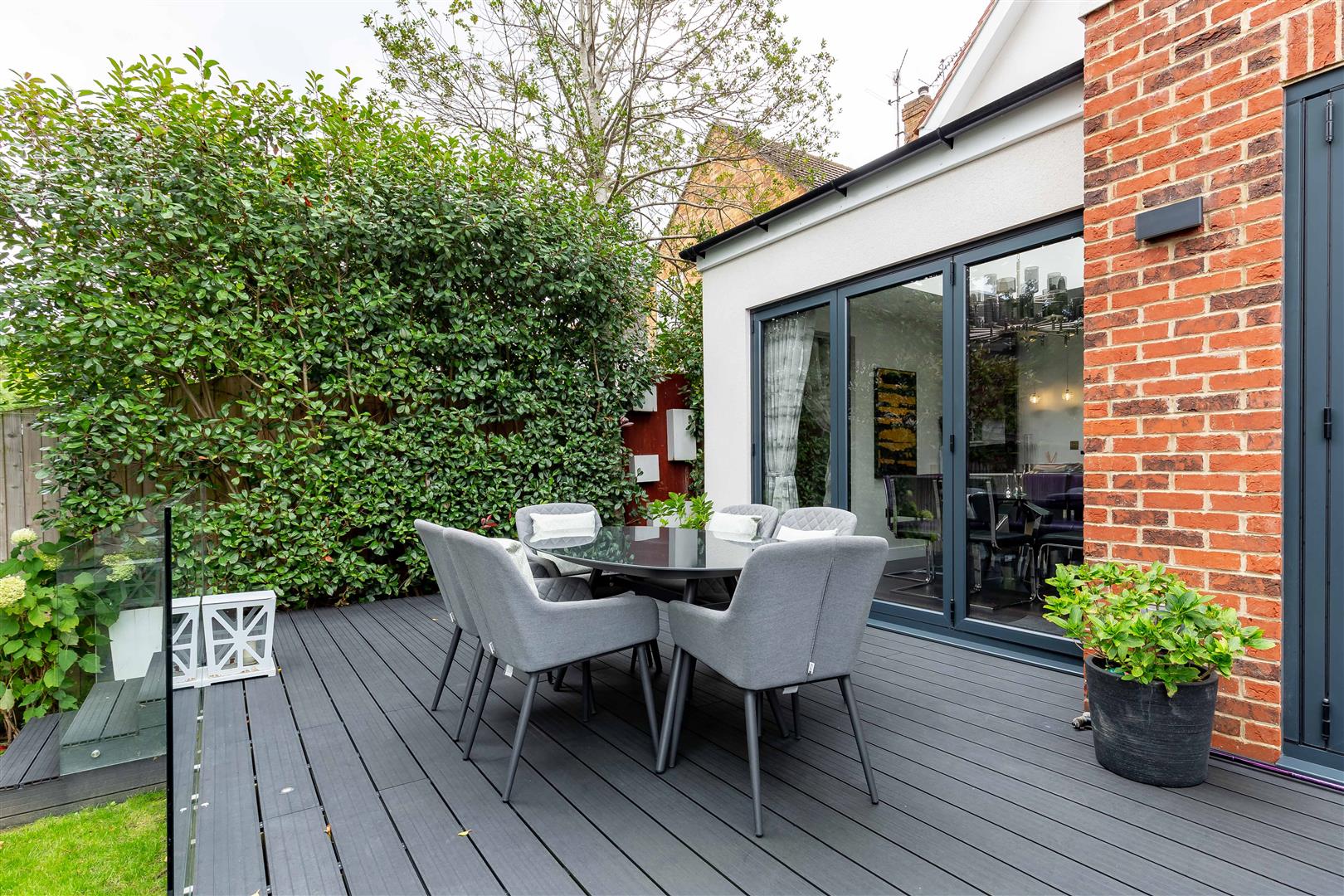 Herkomer Road, Bushey Prestige & Village